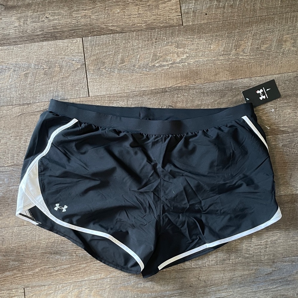 NWT Under Armour Fly By 2.0 Athletic Shorts